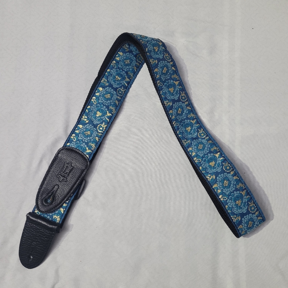 Levys Blue Floral Patterned Guitar Strap